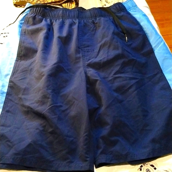 Nike men's two-tone blue shorts medium - Picture 1 of 3